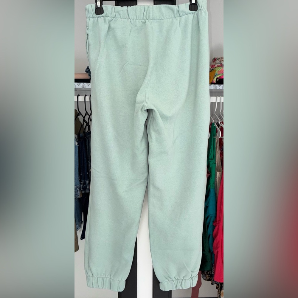 Hollister - Daisy Ultra High-Rise Joggers - Picture 6 of 7